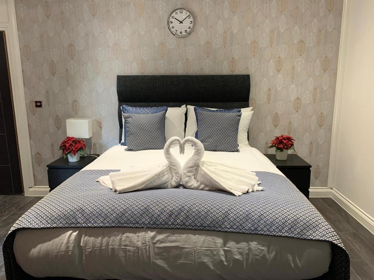 Oyo Orchid Apartments Илфорд Экстерьер фото