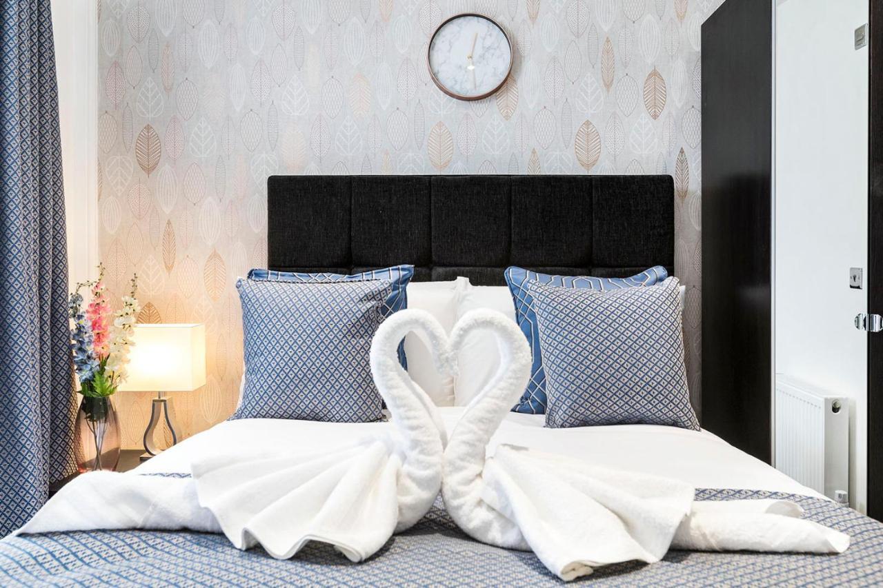 Oyo Orchid Apartments Илфорд Экстерьер фото