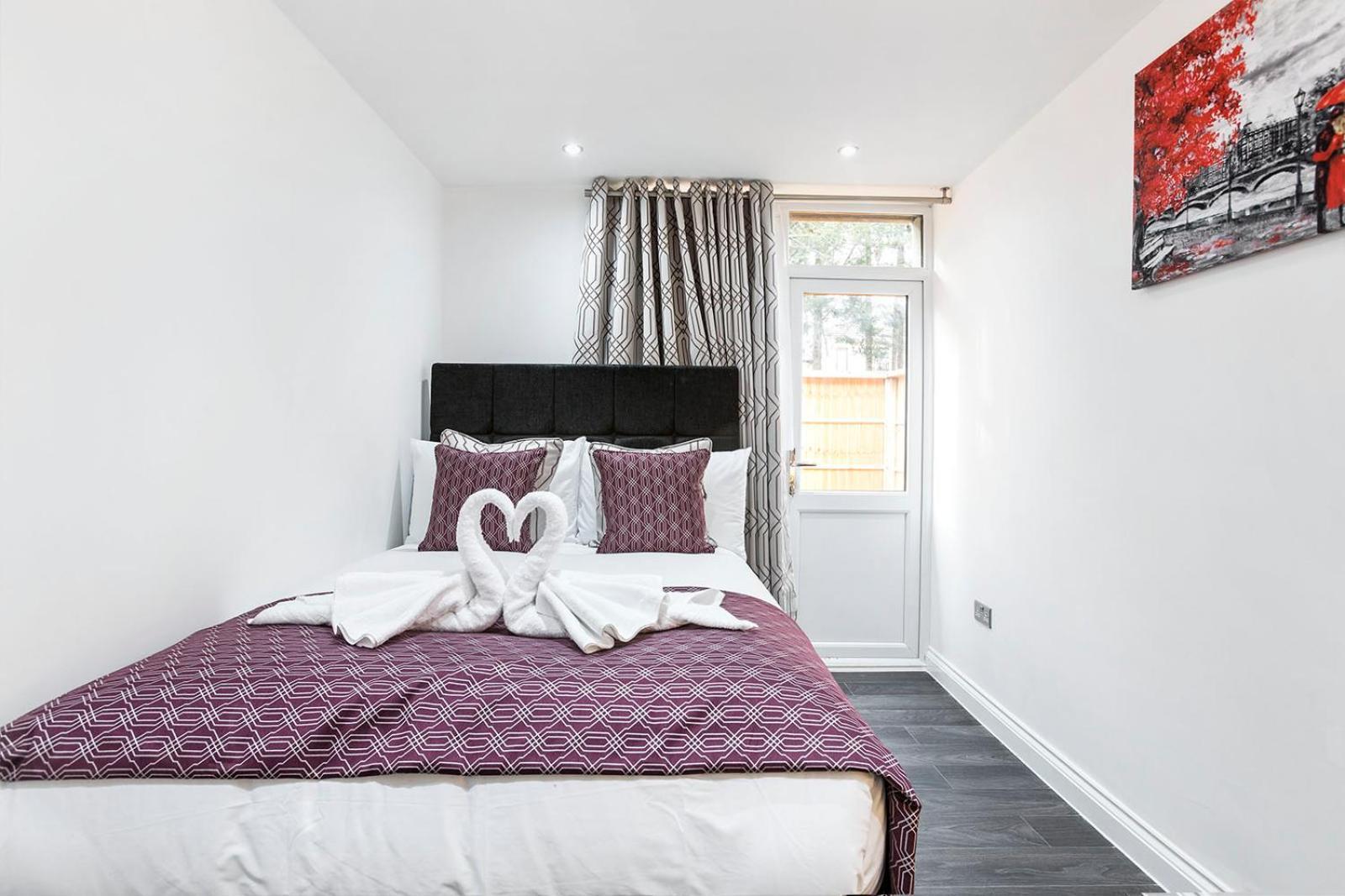 Oyo Orchid Apartments Илфорд Экстерьер фото