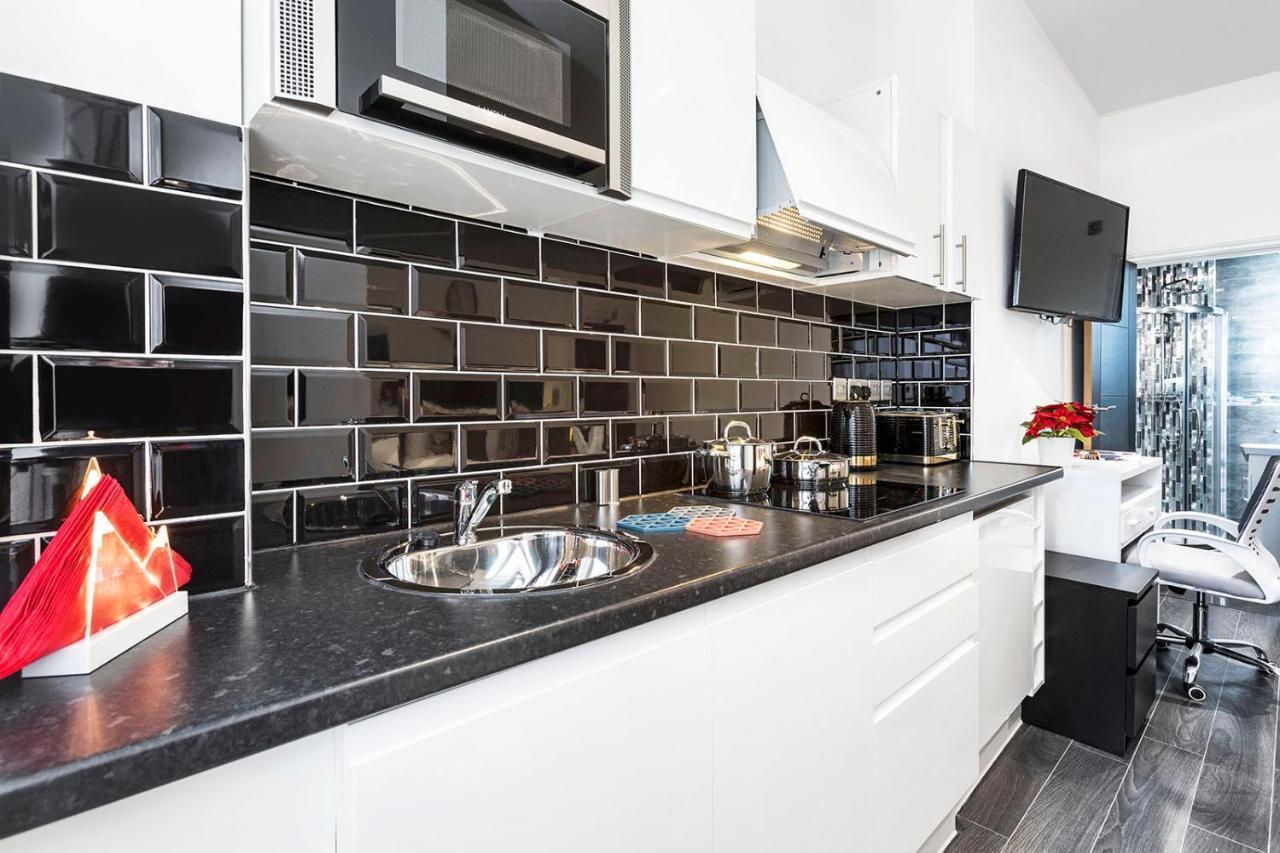 Oyo Orchid Apartments Илфорд Экстерьер фото