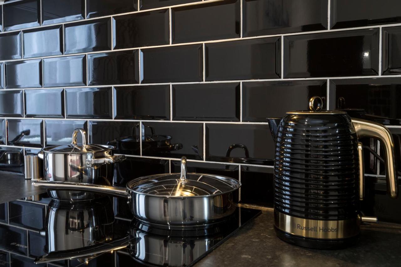 Oyo Orchid Apartments Илфорд Экстерьер фото
